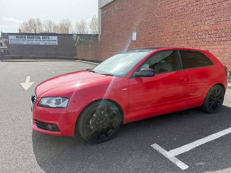Used Audi A3 Black Edition 200 HP (147 kW) 2011 Red Hatchback