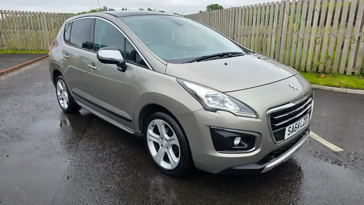 Usado Peugeot 3008 Allure 2015 Gris Familiar
