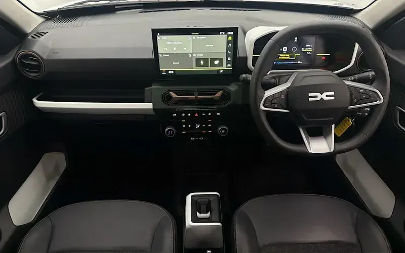 Used Dacia Spring Extreme 47 kW (65 HP) 2025 White Hatchback