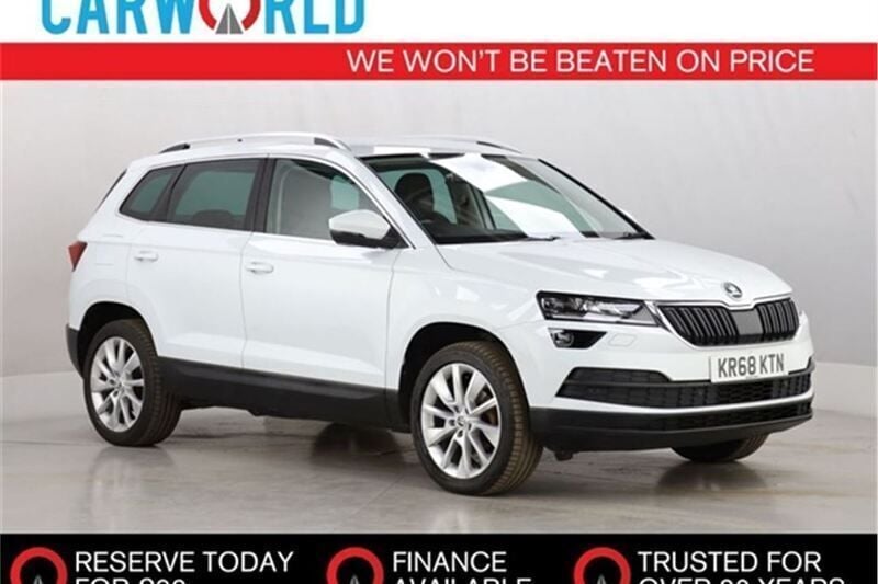 White Used 2018 Skoda Karoq SE L SUV | £13,188 (Expensive) - Image 1/3