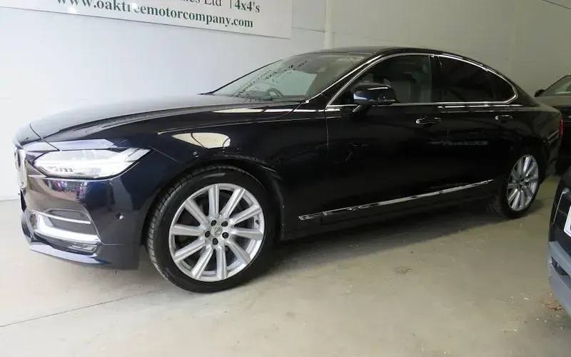 Used Volvo S90 Inscription 235 HP (172 kW) 2019 Sedan