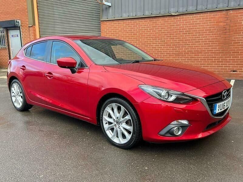 Begagnad Mazda 3 Inclusive 105 HK (77 kW) 2016 Röd Halvkombi