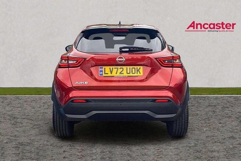 Used Nissan Juke Tekna 114 HP (83 kW) 2022 Red SUV
