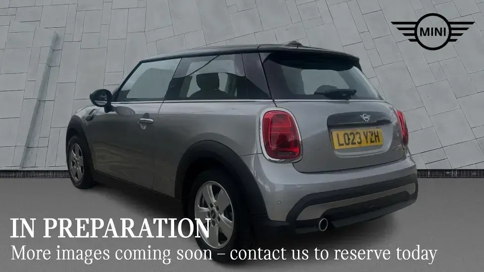Used Mini Cooper Classic 134 HP (98 kW) 2023 Silver Hatchback