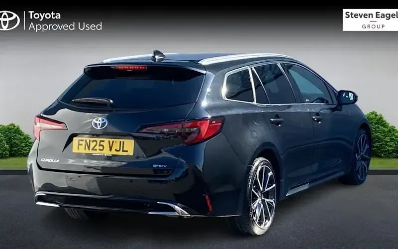 Used Toyota Corolla 196 HP (144 kW) 2025 Estate