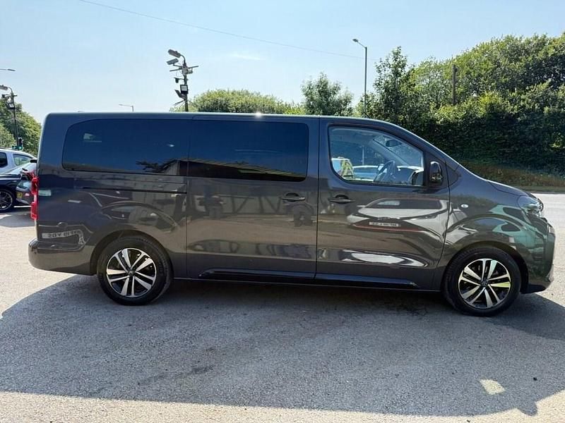 Used Peugeot e-Traveller Allure 100 kW (136 HP) 2024 Grey MPV