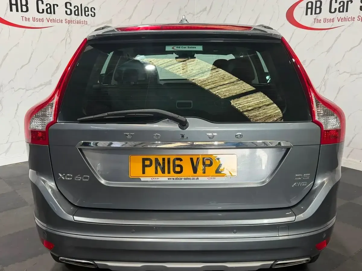 Used Volvo XC60 SE Lux 2016 Grey SUV