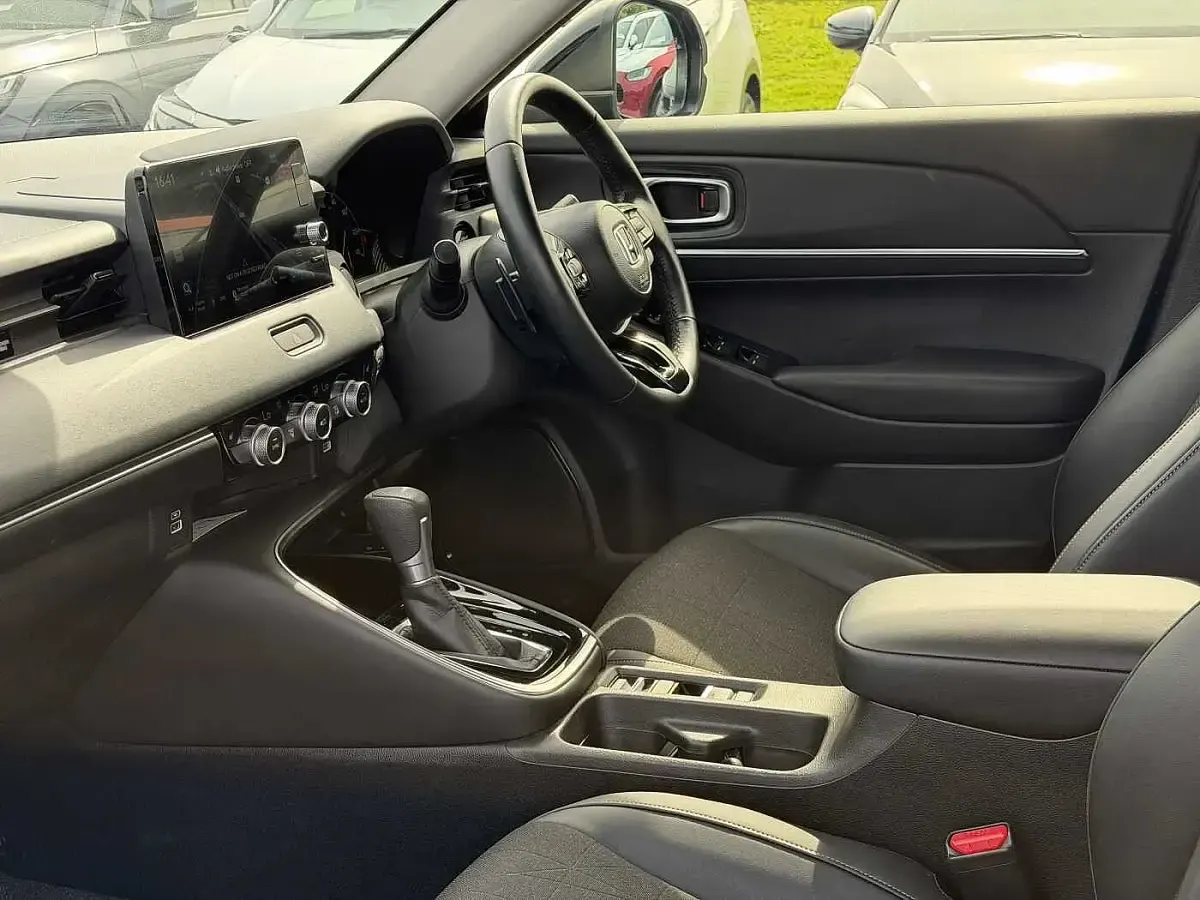 Used Honda HR-V Advance 131 HP (96 kW) 2022 Crystal black SUV