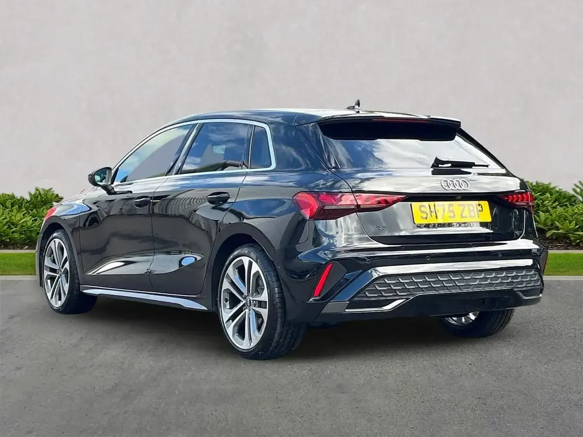Used Audi A3 Sportback S-Line 150 HP (110 kW) 2025 Black Hatchback