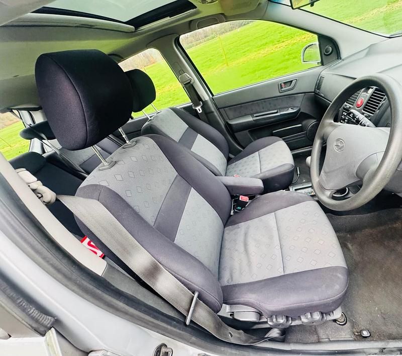 Used Hyundai Getz 97 HP (71 kW) 2007 Silver Hatchback