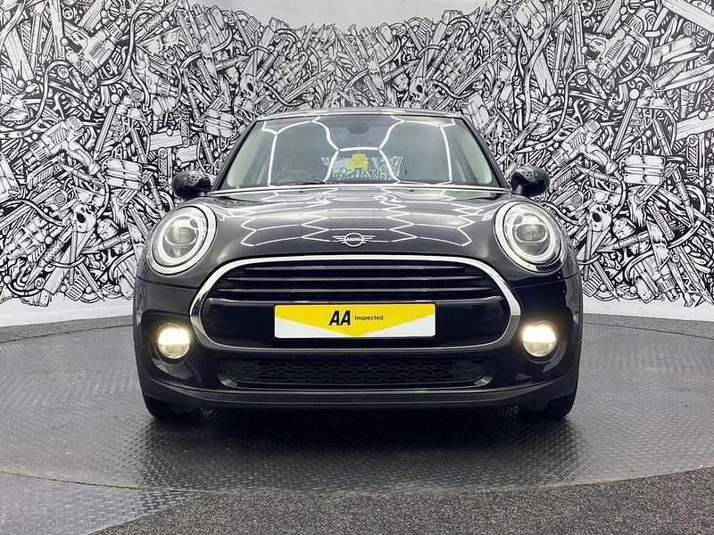 Used Mini Cooper Hatch 136 HP (100 kW) 2018 Black Hatchback