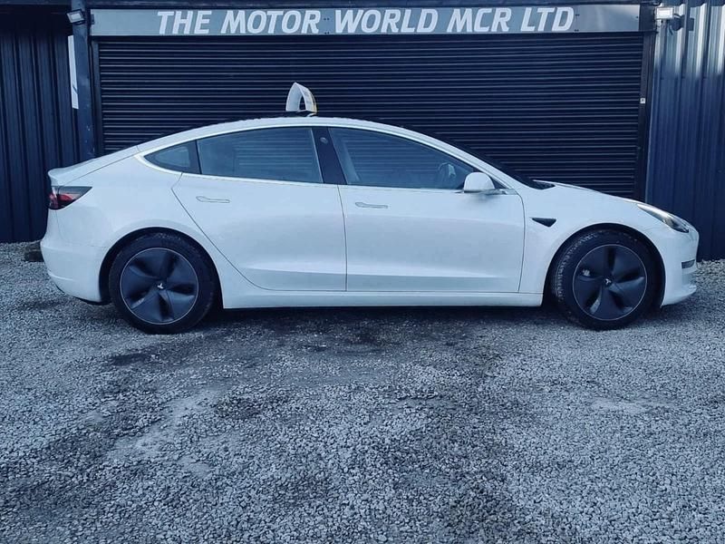 Used Tesla Model 3 Long Range AWD 77 kW (106 HP) 2020 White Sedan