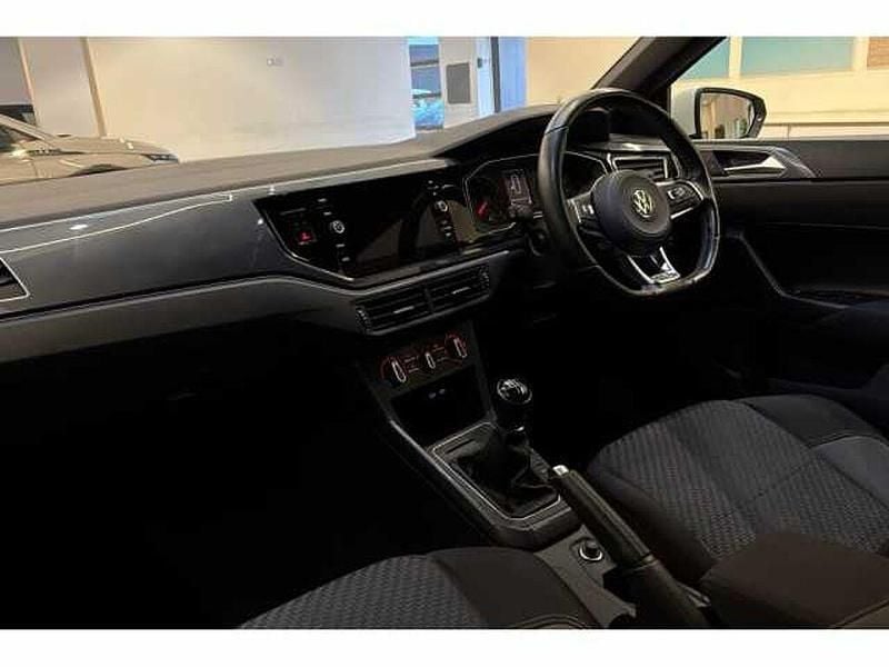 Used VW Polo 110 HP (80 kW) 2021 Hatchback