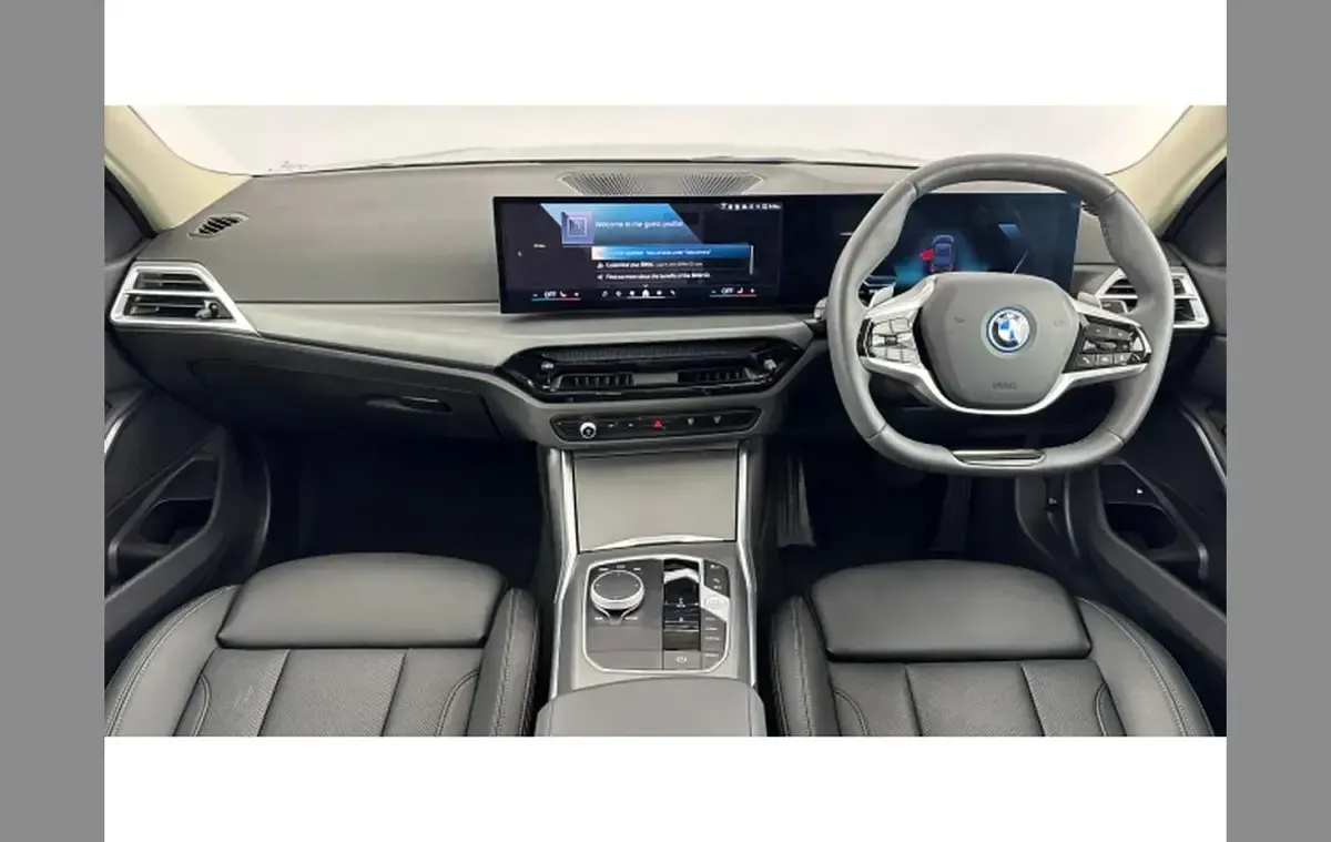 Used BMW 330 Sport Line 288 HP (211 kW) 2025 Black Sedan