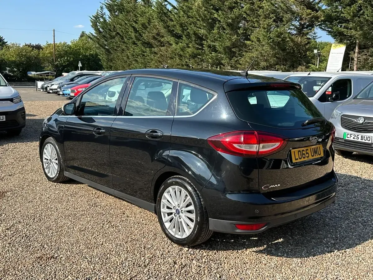 Used Ford C-MAX Titanium 120 HP (88 kW) 2015 Black MPV