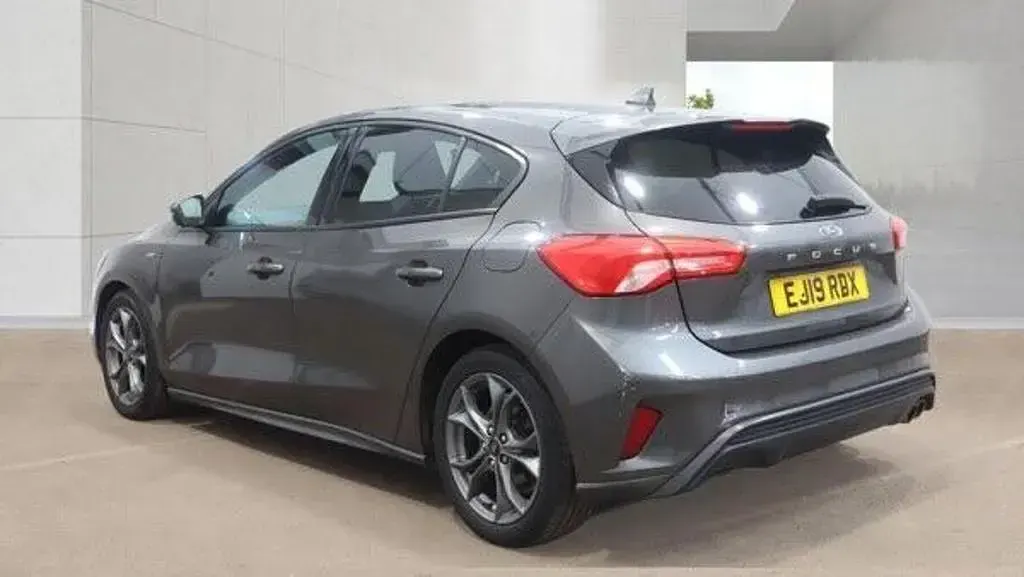 Used Ford Focus ST-Line 2019 Grey Hatchback