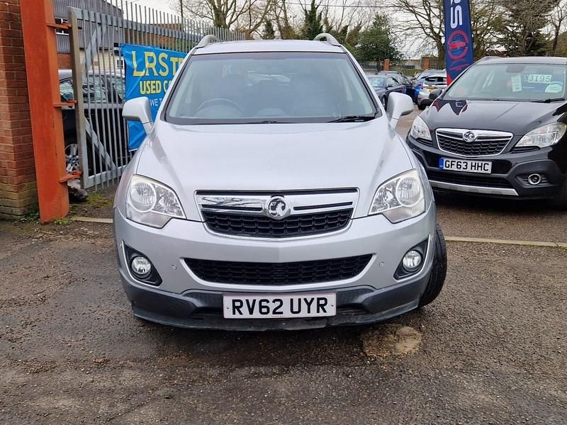 Usado Vauxhall Antara 163 HP (119 kW) 2012 Prateado SUV