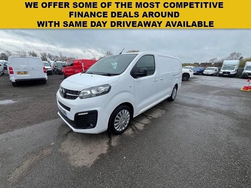 Gebraucht Vauxhall Vivaro S 145 PS (106 kW) 2023 Weiß Van / Kleinbus