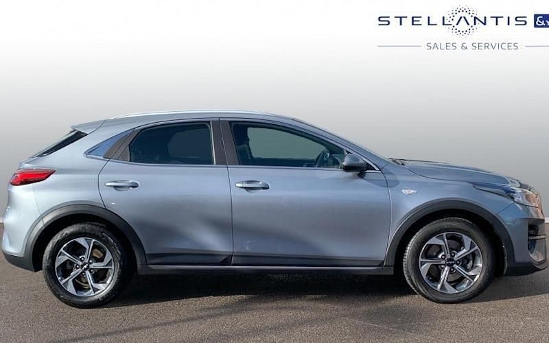 Used Kia XCeed 120 HP (88 kW) 2021 Blue SUV