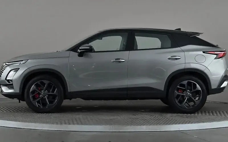 Used Omoda 5 186 HP (136 kW) 2024 Silver/black SUV