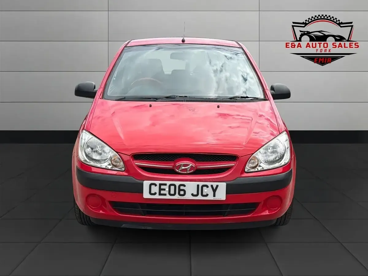 Used Hyundai Getz SE 66 HP (48 kW) 2006 Red Hatchback