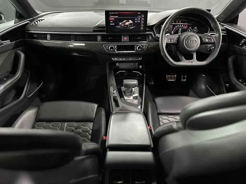 Usado Audi RS5 Comfort 450 CV (330 kW) 2021 Blanco Coupe