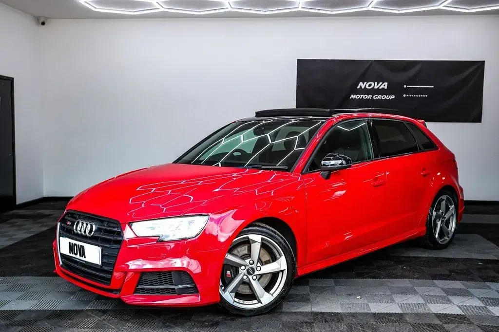 Used Audi S3 Sportback Black Edition 310 HP (228 kW) 2018 Red Hatchback