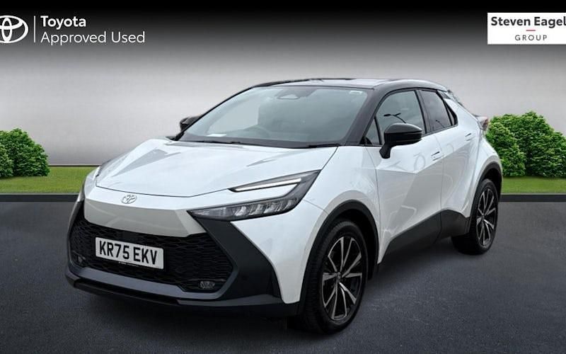 Used Toyota C-HR Design 140 HP (102 kW) 2026 SUV