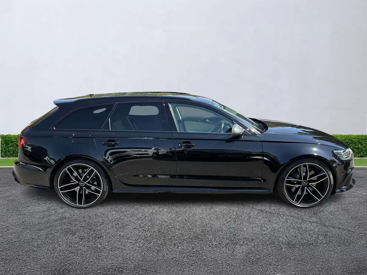 Used Audi RS6 Performance 2017 Black Estate