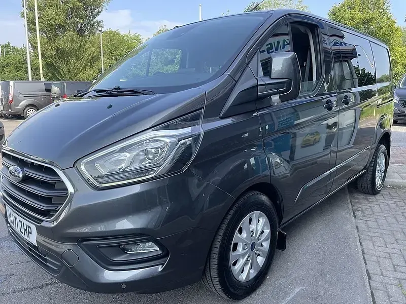 Used Ford 300 Limited 128 HP (94 kW) 2021 Grey Van