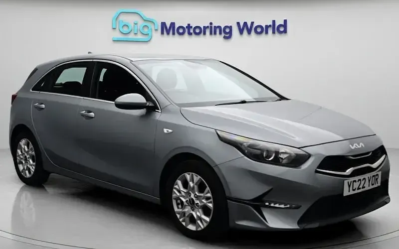 Used Kia Ceed 120 HP (88 kW) 2022 Hatchback