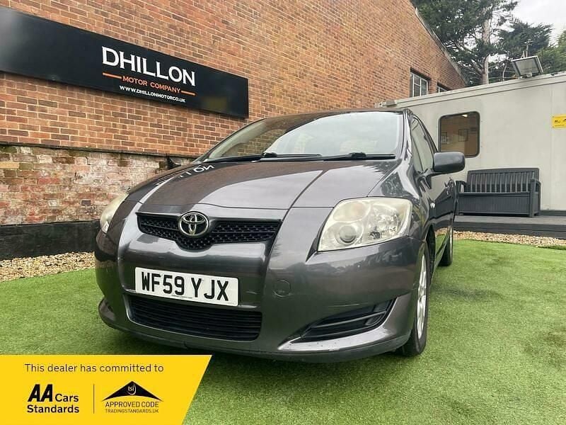 Grey Used 2009 Toyota Auris T3 | £2,295 (Expensive) - Image 1/4