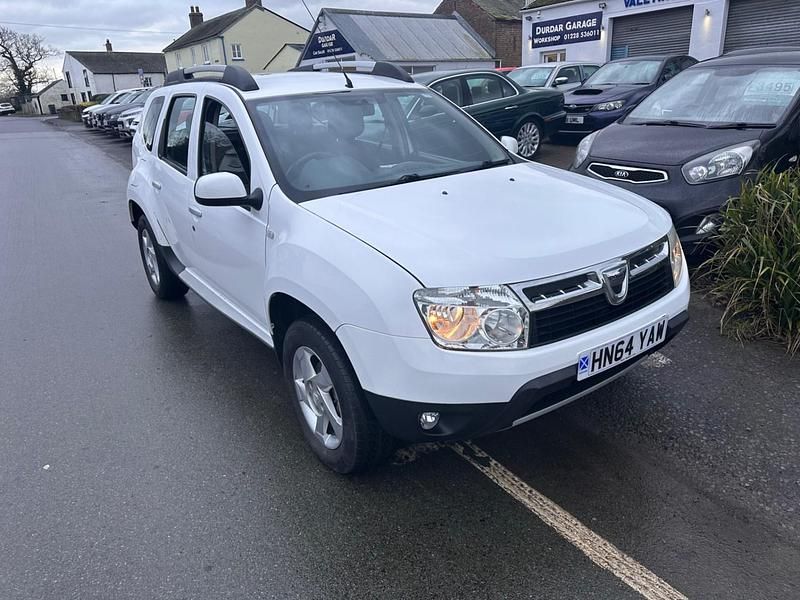 White Used 2014 Dacia Duster Lauréate Hatchback | £4,994 (Fair price) - Image 1/4