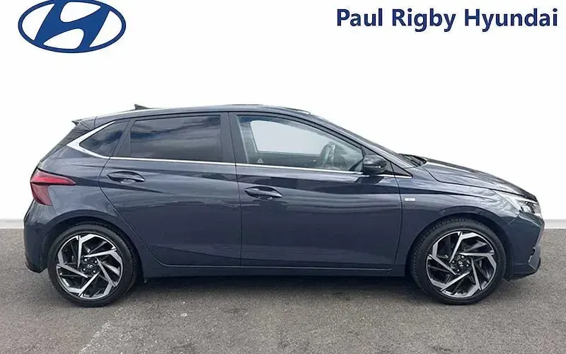 Begagnad Hyundai i20 Premium 101 HK (74 kW) 2023 Halvkombi