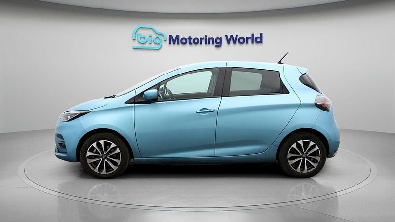 Used Renault Zoe GT-Line 100 kW (136 HP) 2020 Blue Hatchback