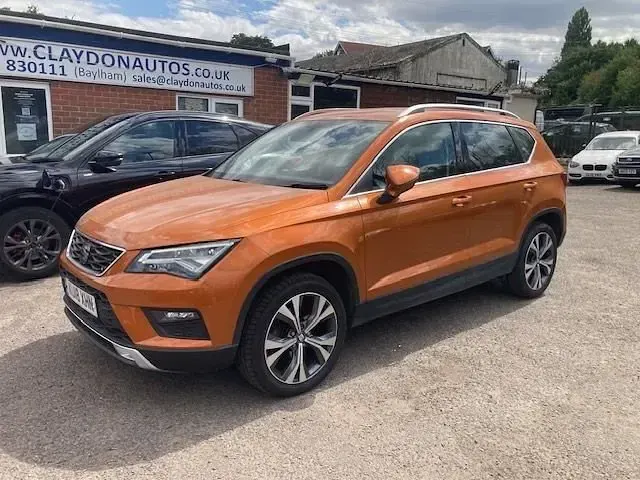 Used Seat Ateca Ecomotive 115 HP (84 kW) 2018 Orange SUV