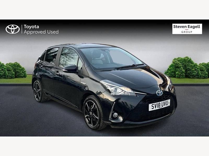 Used Toyota Yaris Hybrid Design 2018 Black Hatchback