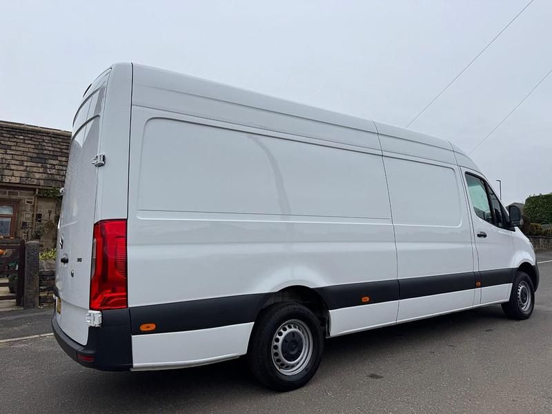 Used Mercedes Sprinter Progressive 2023 White Van