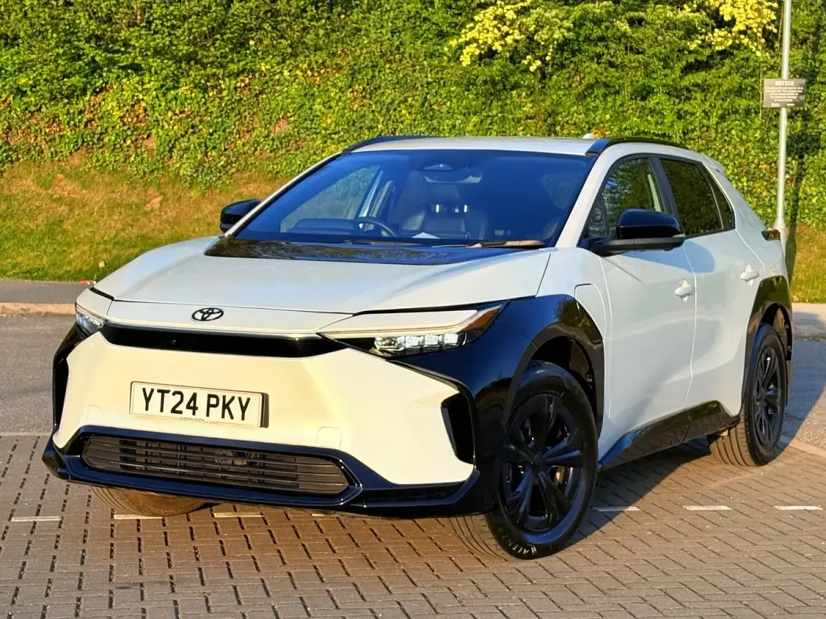 Usado Toyota bZ4X 150 kW (204 CV) 2024 Blanco SUV