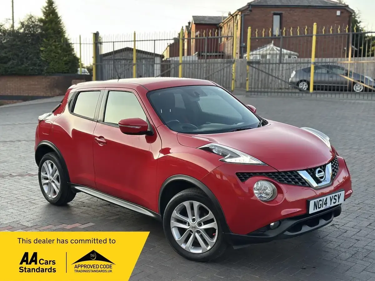 Used Nissan Juke Acenta Premium 110 HP (80 kW) 2014 Red SUV