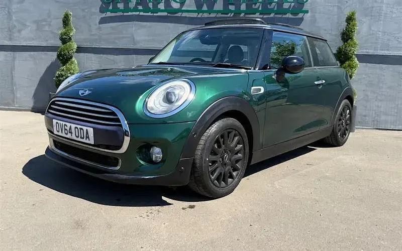Used Mini Cooper Hatch 136 HP (100 kW) 2017 Hatchback