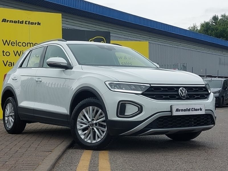 White Used 2023 VW T-Roc Life SUV | £19,998 (Fair price) - Image 1/4
