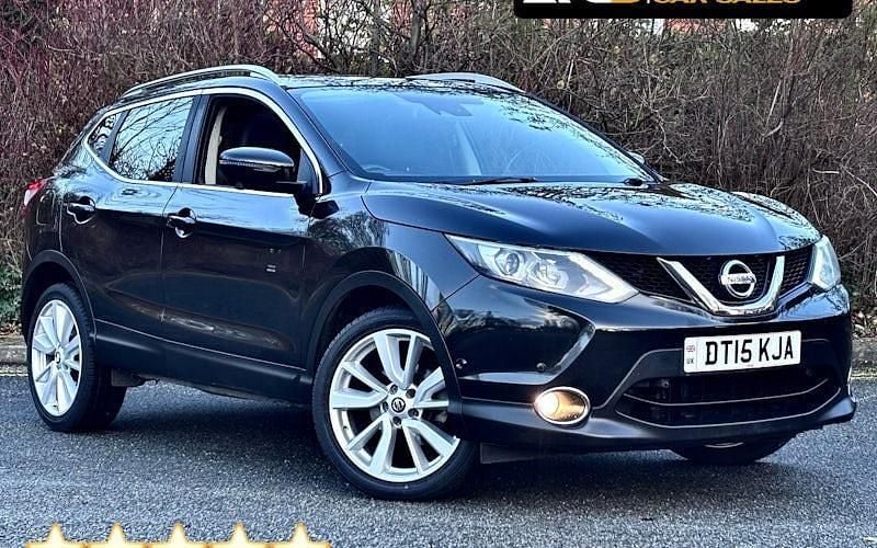 Used 2017 Nissan Qashqai Tekna SUV | £6,380 (Good price) - Image 1/4