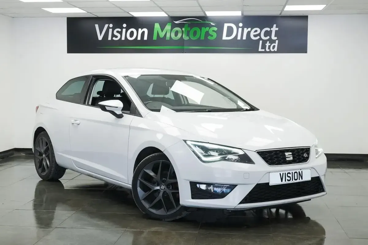 Begagnad Seat Leon FR 150 HK (110 kW) 2016 Vit Halvkombi