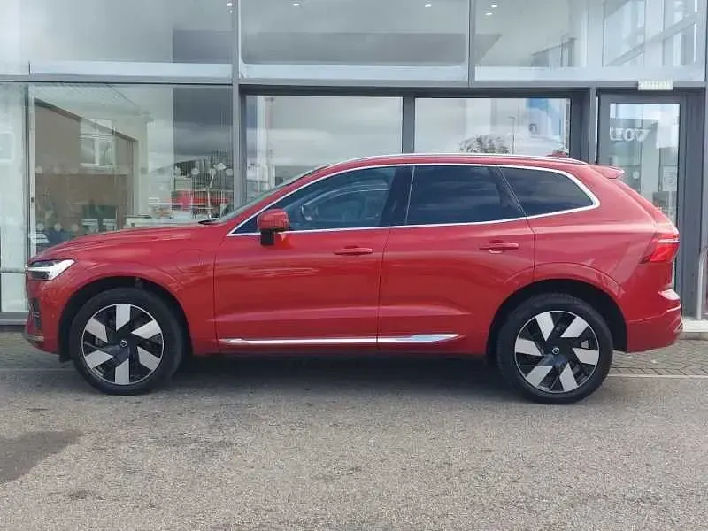 Used Volvo XC60 Ultra 455 HP (334 kW) 2024 Red SUV