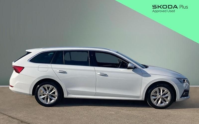 Gebraucht Skoda Octavia SE L 150 PS (110 kW) 2023 Weiß Kombi