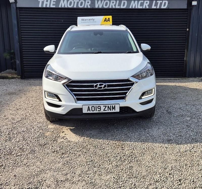 Used Hyundai Tucson SE 132 HP (97 kW) 2019 White SUV