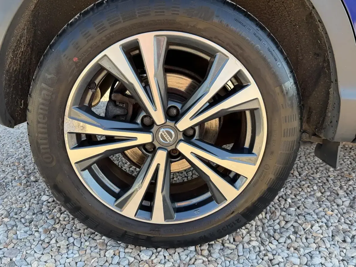 Used Nissan Qashqai N-Connecta 2018 Blue SUV