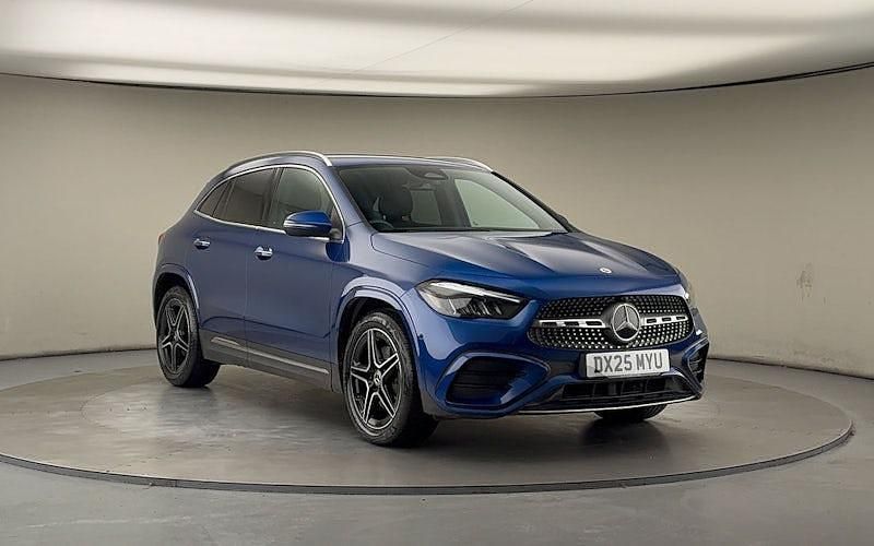 Used Mercedes GLA200 Executive 163 HP (119 kW) 2025 SUV