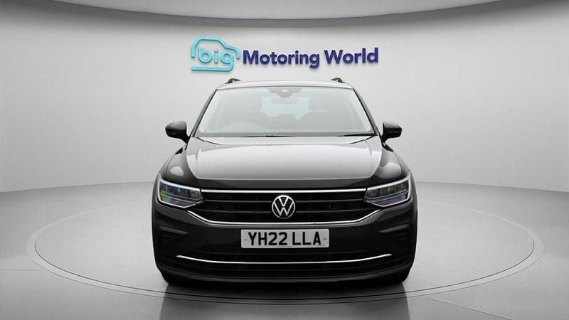 Used VW Tiguan Active 150 HP (110 kW) 2022 Grey SUV
